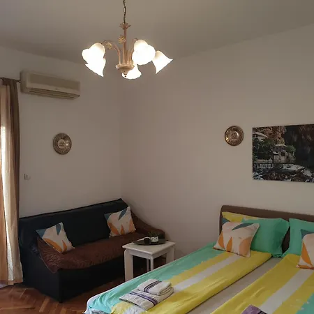 Dalia & * Mostar